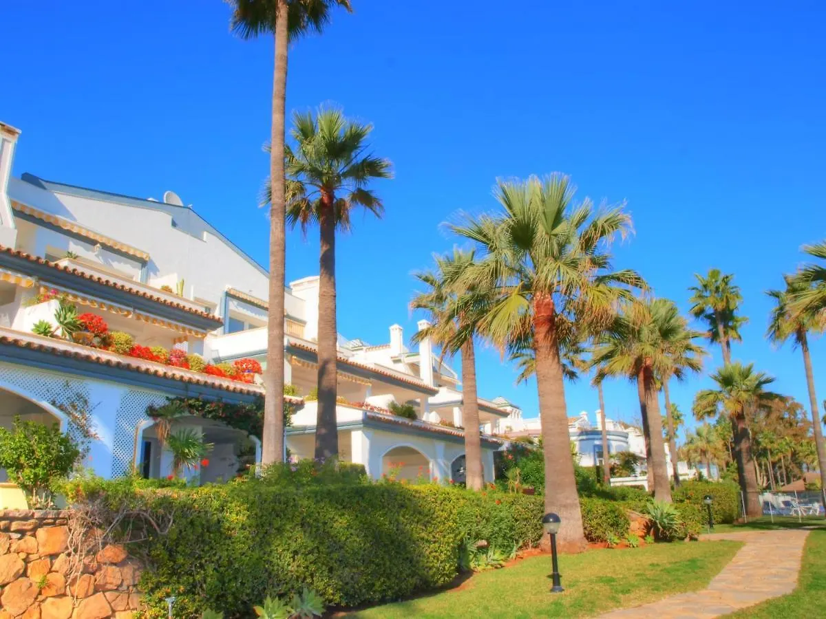 Dominion Beach Apartment Estepona